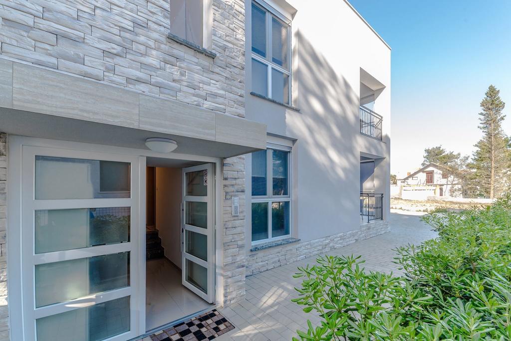 Apartmani Villa Adriatic Вир Экстерьер фото